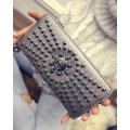 Estilo coreano elegante cráneo Rivet Lady monedero para mujer billetera de cuero